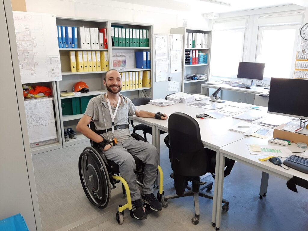 Florian Hauser at his workplace at the Children's Hospital Zurich.